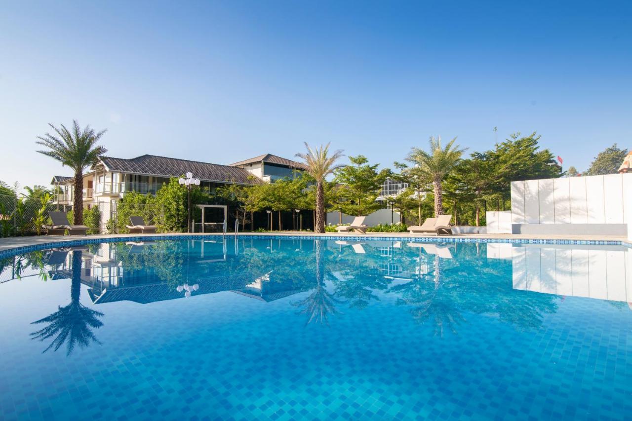 Global Village Luxury Resorts Chikmagalur Exterior photo